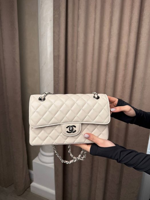 Chanel Classic 23 Flap Caviar Leather Ivory with Silver Hardware