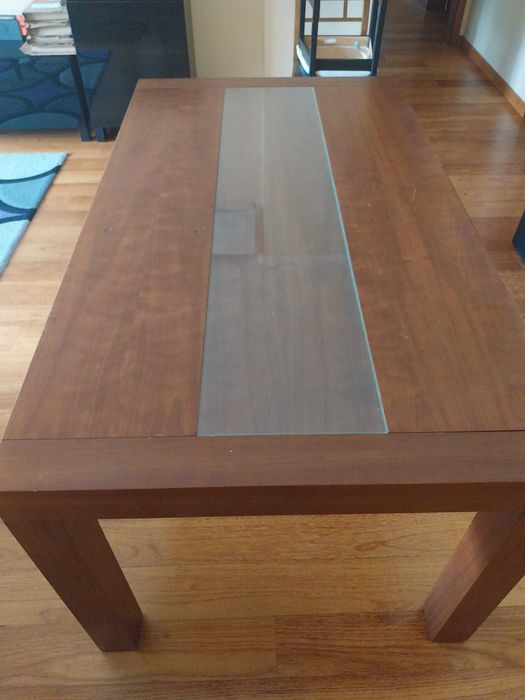 Mesa de jantar em madeira de cerejeira + 4 cadeiras