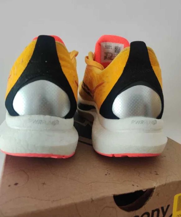 Buty Saucony Endorphin Speedroll 42,5 okazja