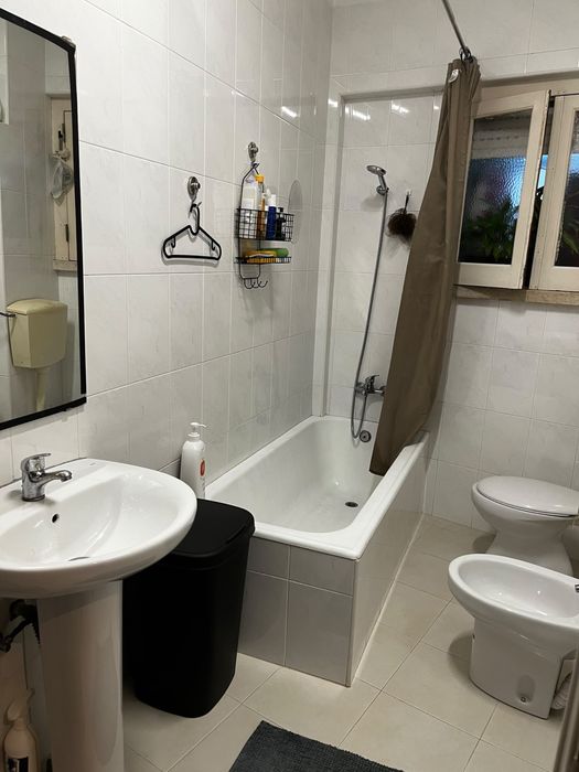 Arrendo quarto Avenidas  Novas
