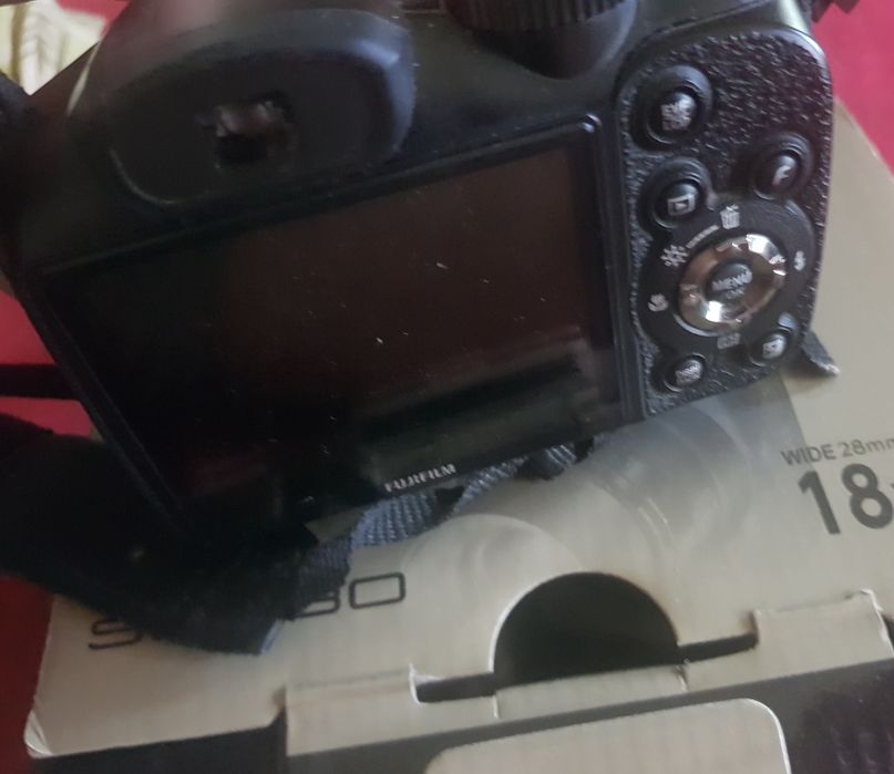 Новый Fujifilm finepix S2980новый 18 кратное увеличение