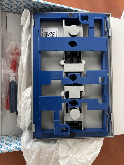 Przycisk spłukujący Roca PL7 One czarny mat