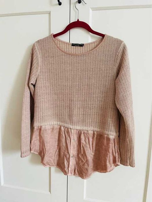 sweter sweterek z koszulą 38 M 40 L pudrowy róż beż srebrna nitka