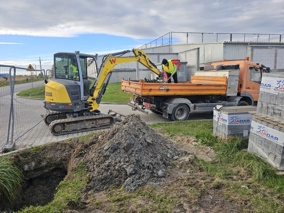 Usługi minikoparka, koparką, pracę ziemne, kucie młotem, wyburzenia