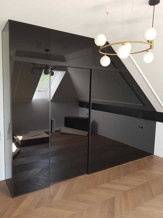 Drzwi szklane loft ścianka szklana przesuwna