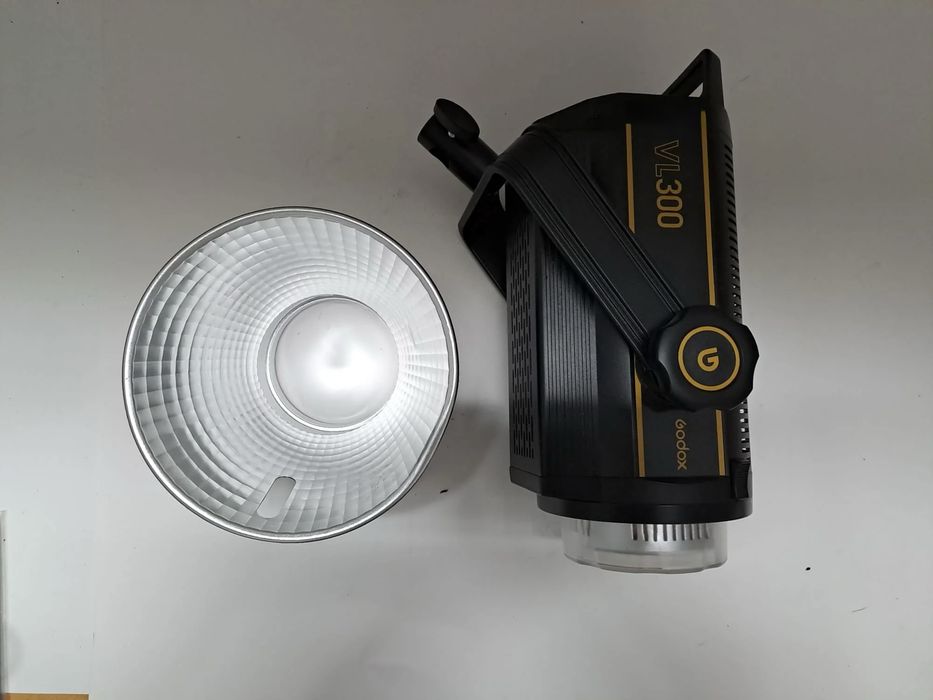 Godox VL 300 постійне студійне світло 300w