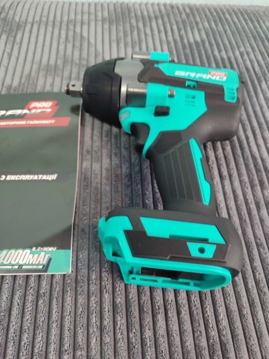 Аккумуляторный гайковерт Grand аг-800ubl 800нм 20в ударный тушка новый