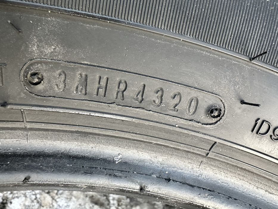 Шини 265 60 18 110H Dunlop Grandtrek AT25 комплект