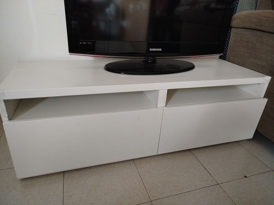 Móvel televisão IKEA