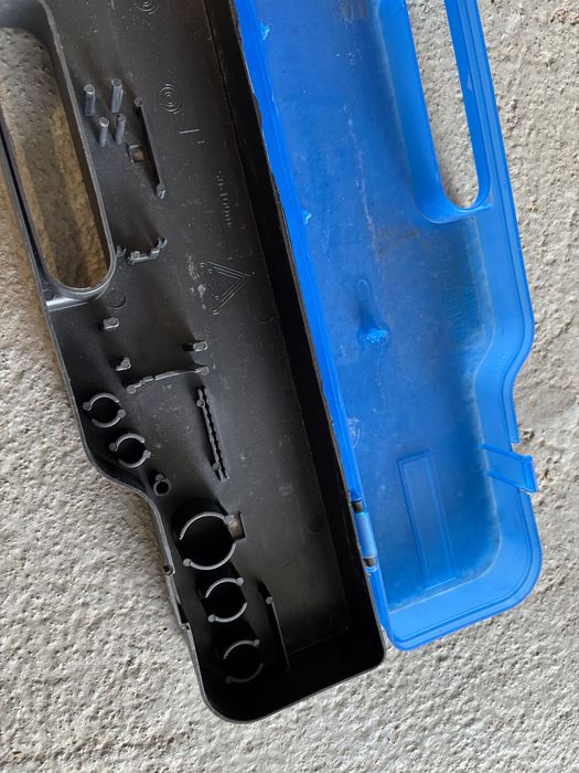 Peugeot pokrowiec etui na trójkąt ostrzegawczy