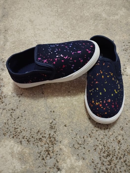 Сліпони на дівчинку