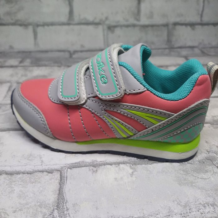 Nowe buty sportowe roz 25