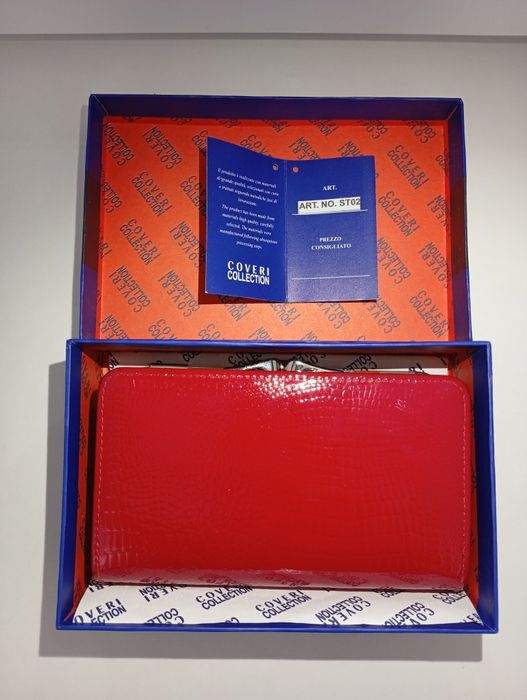 Жіноча сумка-рюкзак  (чорна), дешеві гаманці!