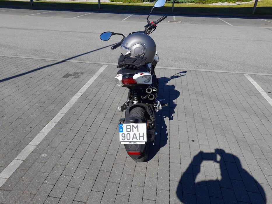 Benelli TNT 125 – Apenas 2.300 km – Como Nova