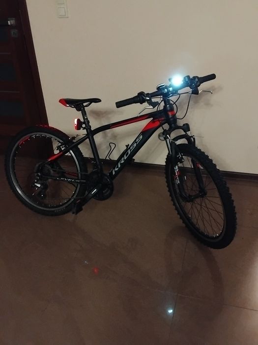 Rower młodzieżowy KROSS LEVEL JR 24 cale doposażony