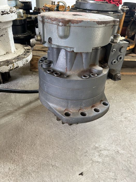 Reduktor obrotu MSE11 Poclain do koparki Volvo EW140C