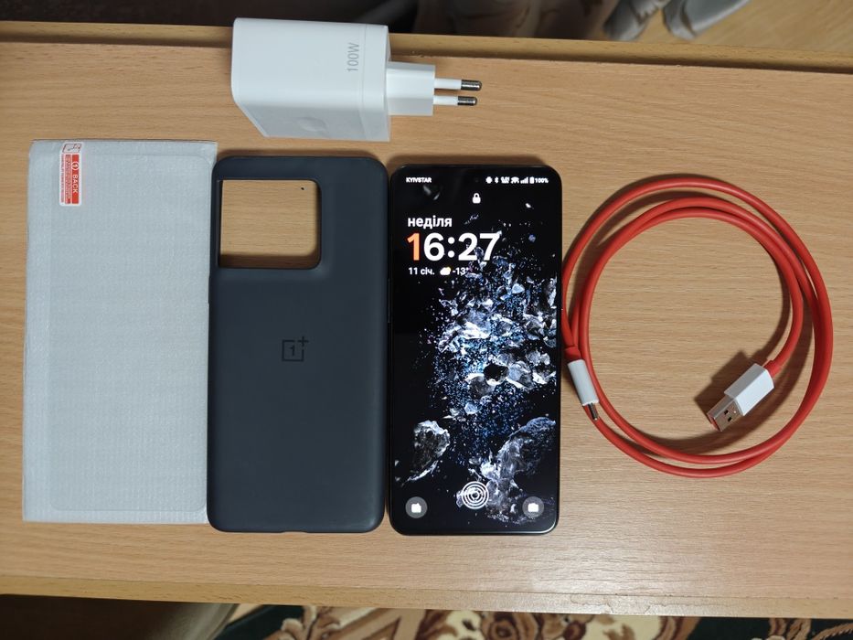 OnePlus 10T  8+8/128gb