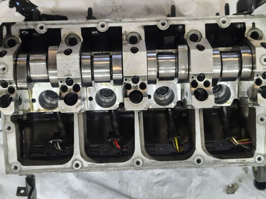 ГБЦ головка seat,skoda,audi,vw 038103373R