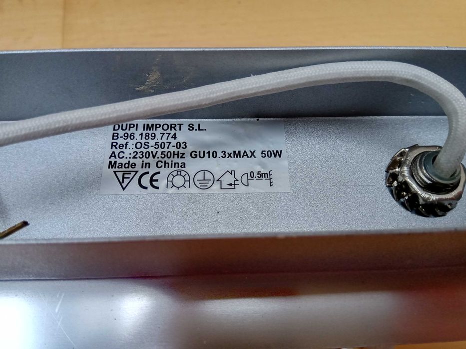 Kinkiet potrójny metalowy srebrny