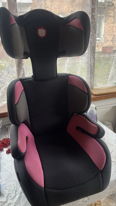Два  детских автокресла Lionelo Lars.
