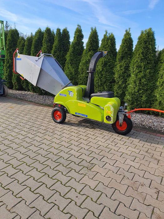 Rębak do gałezi Spalinowy Mobilny Tunnissen tm 1000