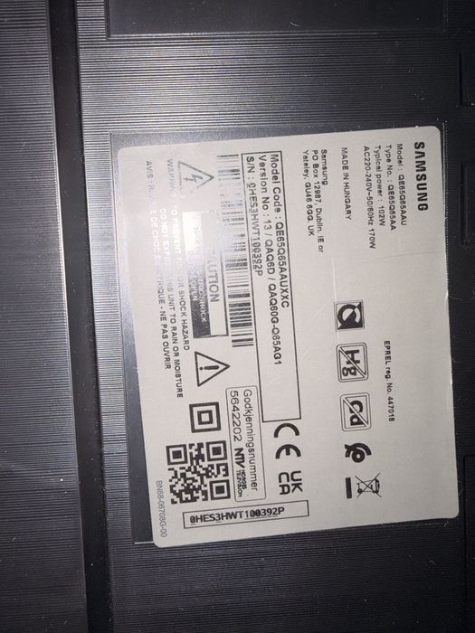 Samsung QLED 65” QE65Q65AAU - Para Peças