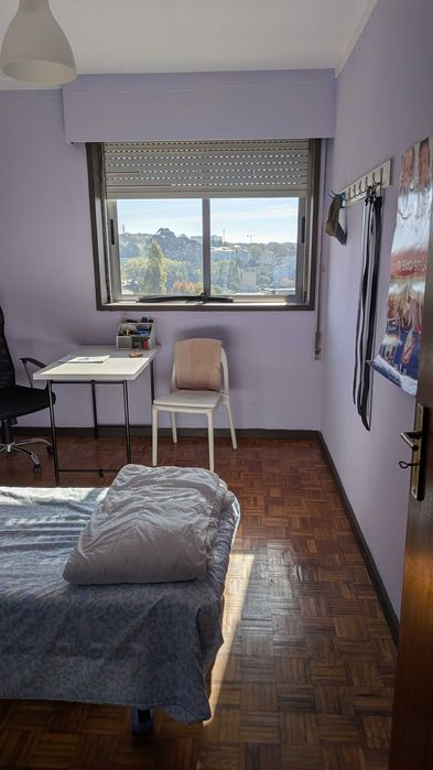 Quarto Matosinhos centro para arrendar mensal ou semanal . schedule visit
