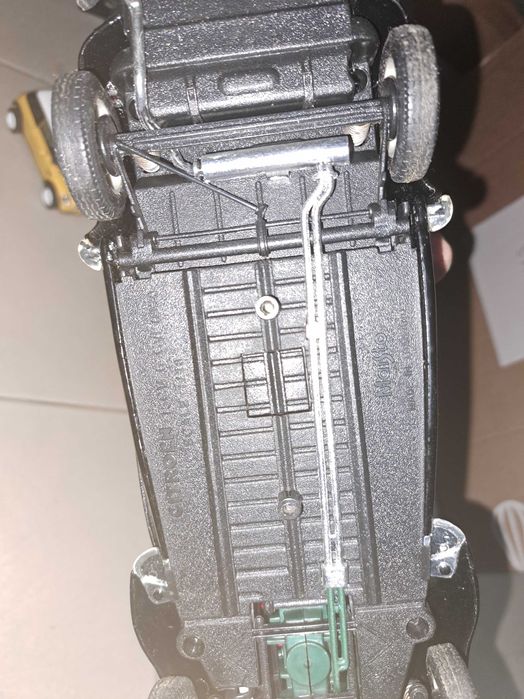 Citroen 15cv 6 cyl (1952) esc. 1/18