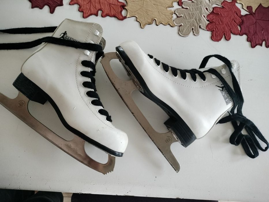 Łyżwy dla dziewczynki 34