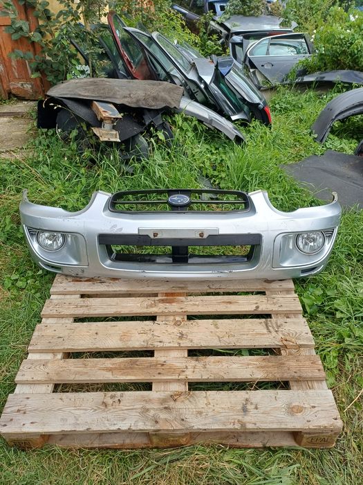 Subaru Impreza 03-05 рік передній бампер бампера 57704FE080