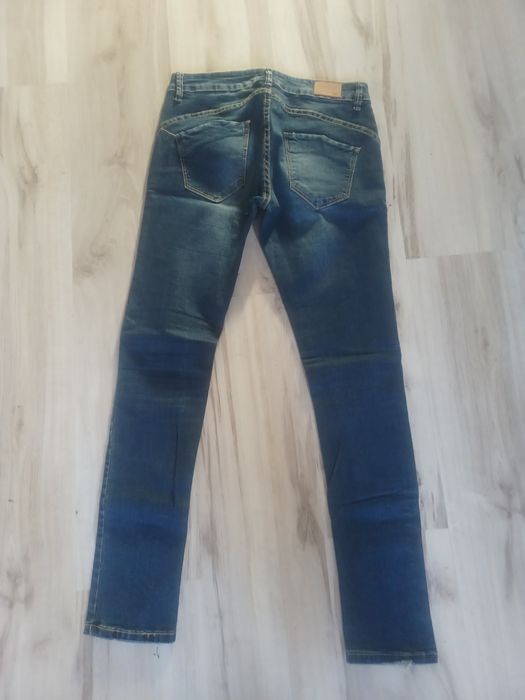Spodnie jeansowe 38