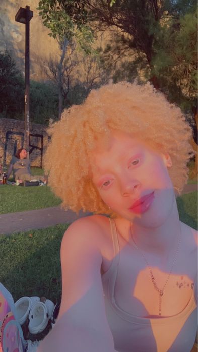 Babysitter / Ama Certificada com Experiência