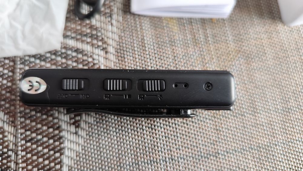 Камера HD нова з фунцією диктофона.