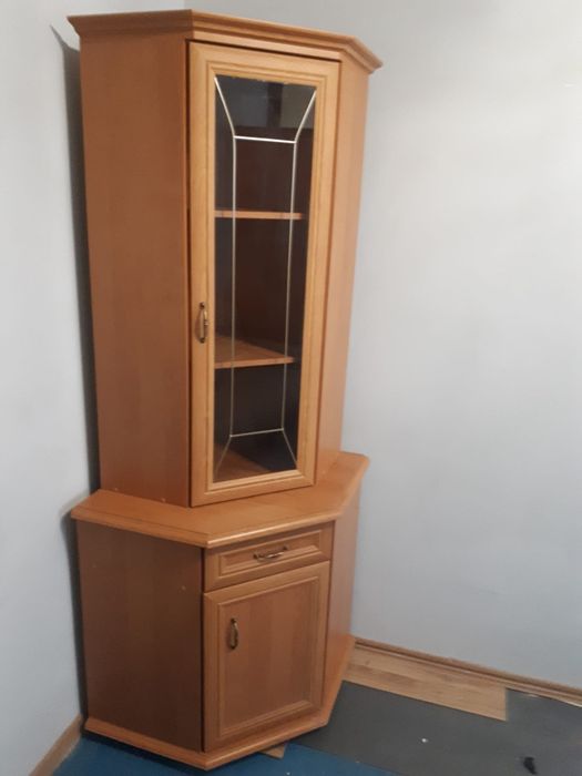 Witryna narożna / szafka dobry stan