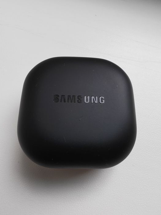 Продам кейс Samsung Galaxy Buds 2 Pro