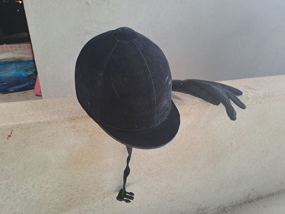 Capacete equitação  56 + luva