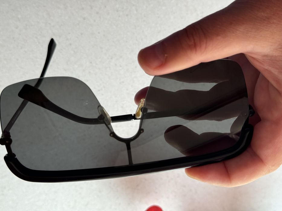 Продаю оригинальные очки Fendi в отличном состоянии