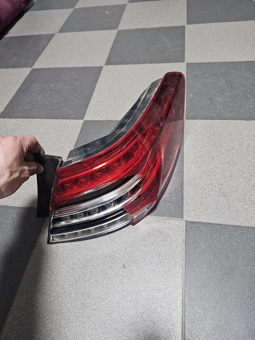 Задній стор правий mercedes 2129060803