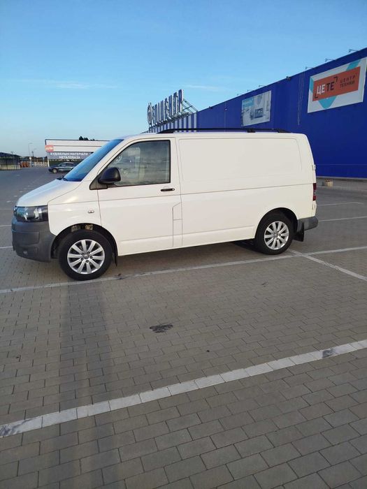 Продам Мікроавтобус"VW"/2012/Т5/3.5т/2,0D/МТ(140к.с)/283 тис.км.