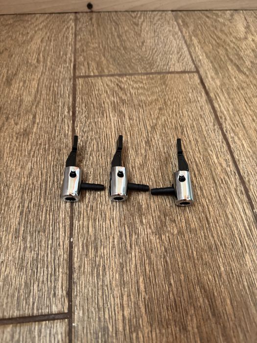 Наконечник для насоса