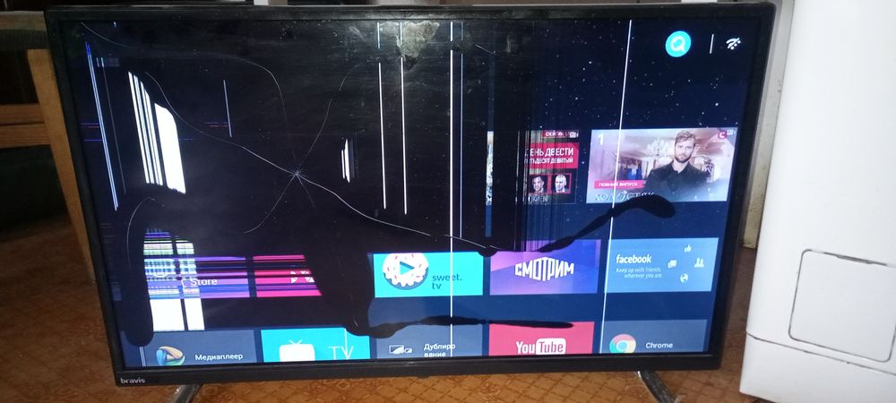 Продам телевизор bravis 32 диагональ на запчасти.