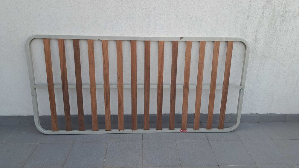 Estrado para cama