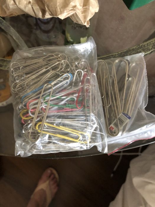 Степлер,  канцтовары.