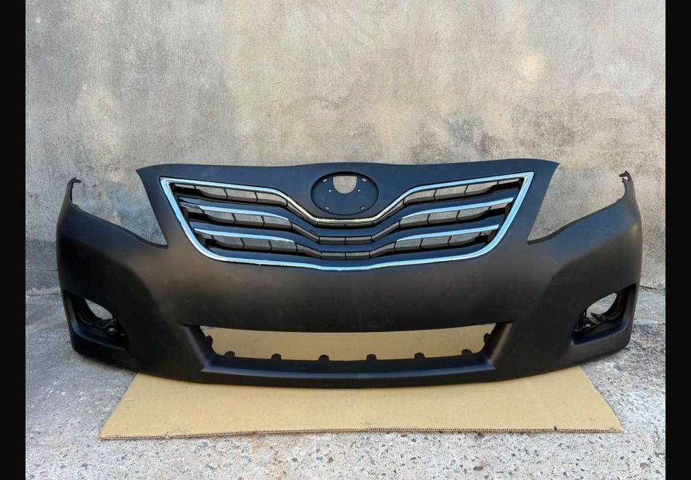Переднй бампер Toyota Camry 45 рейсталинг
