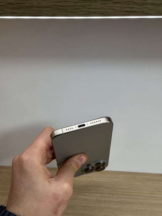 iPhone 15 Pro Max 256Gb Natural