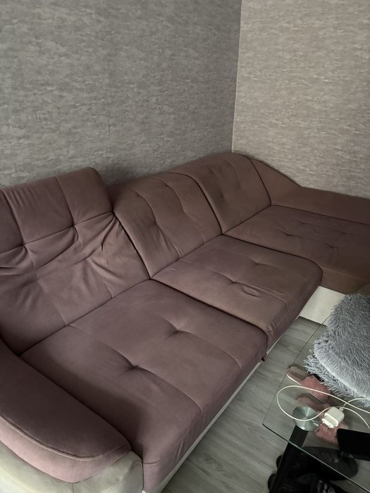 Продам диван угловой