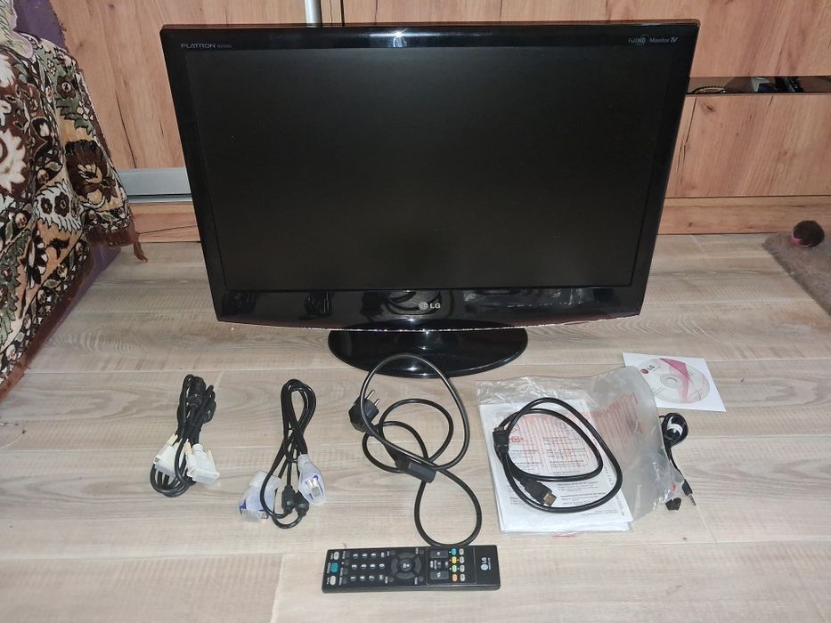 Продається Телевізор LG Flatron M2762
