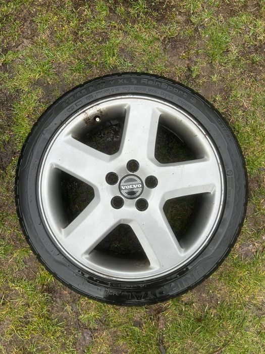 Oryginalne Alufelgi koła Volvo 5x108, 17 cali, C30 S40 V50 215/45r17