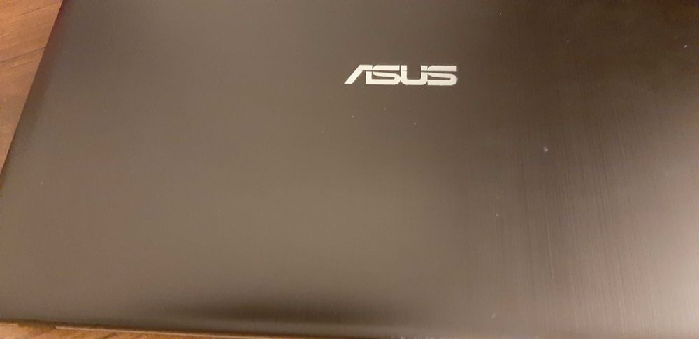 Laptop Asus R540SA