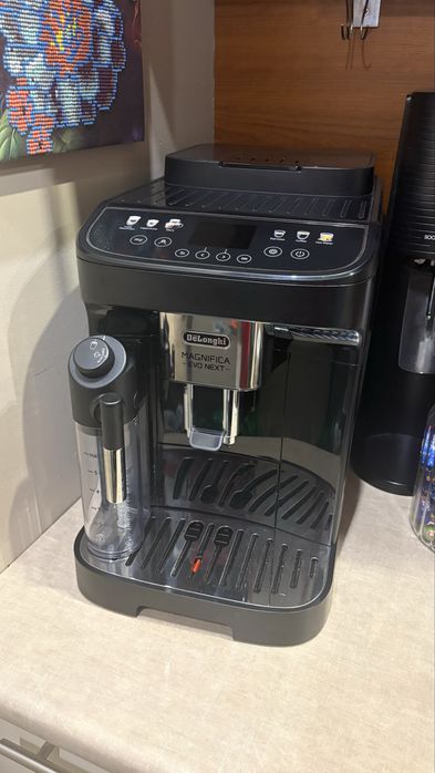 Ekspres do kawy DeLonghi Magnifica Evo Next GWARANCJA !